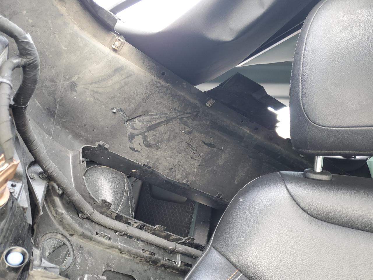 2019 Jeep Compass VIN 3C4NJDBB7KT683510 Copart auction photo, rollover damage thumbnail 10