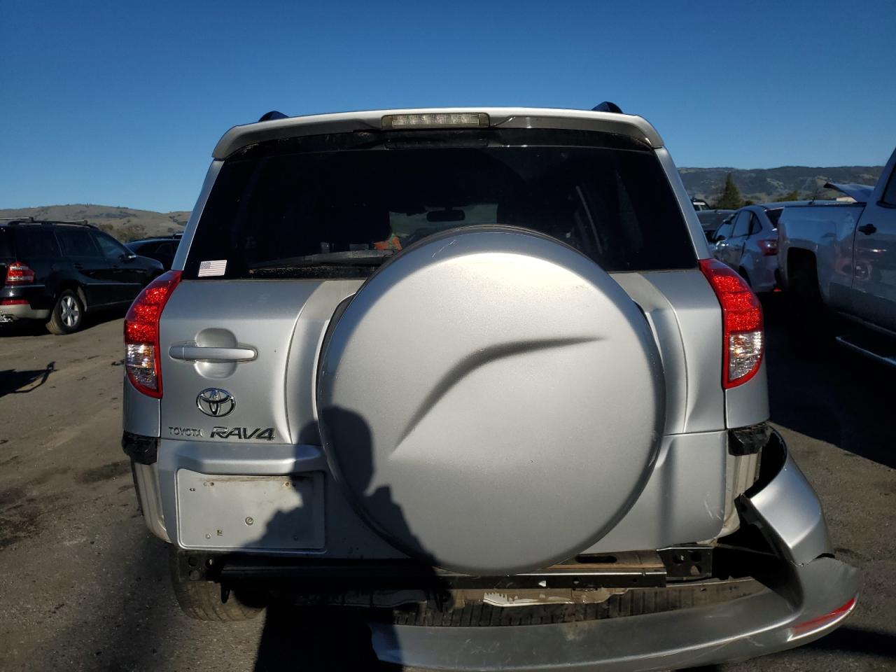 2006 Toyota RAV 4 VIN JTMZD32V365005002 Copart auction photo, all over damage thumbnail 6