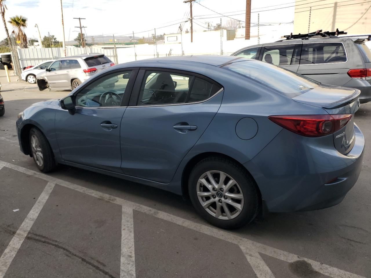 2014 Mazda 3 VIN JM1BM1V7XE1130944 Copart auction photo, minor dent/scratches damage thumbnail 2