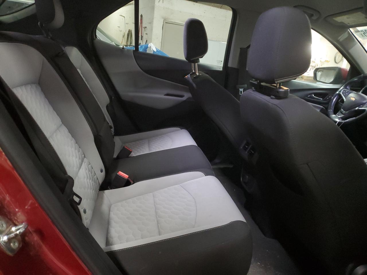 2018 Chevrolet Equinox VIN 2GNAXSEV6J6247121 Copart auction photo, rear end / minor dent/scratches damage thumbnail 11