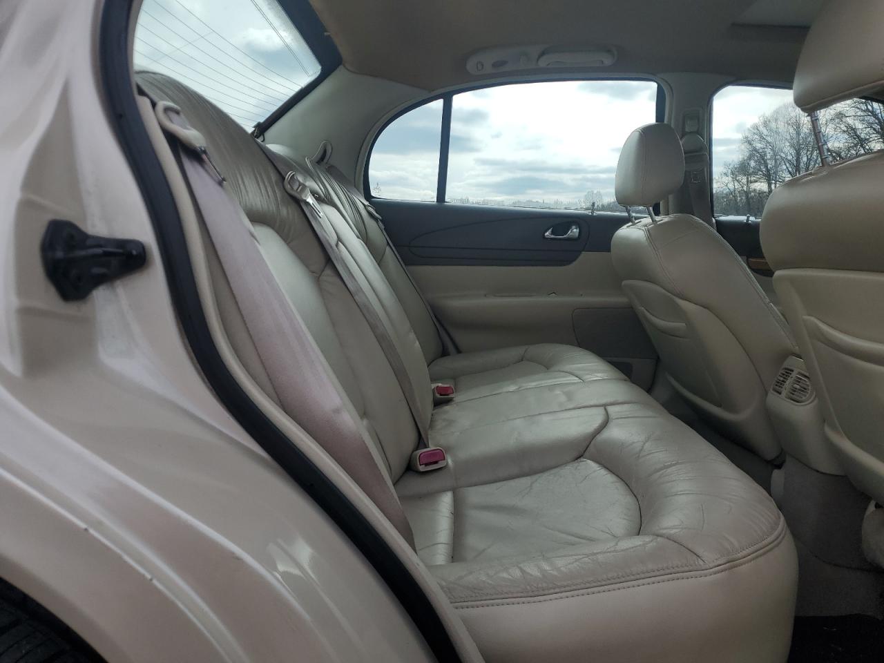 2001 Lincoln Continental VIN 1LNHM97V71Y711352 Copart auction photo, minor dent/scratches damage thumbnail 10