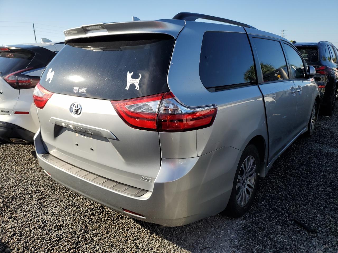 2020 Toyota Sienna VIN 5TDYZ3DC9LS057586 Copart auction photo, water/flood damage thumbnail 3