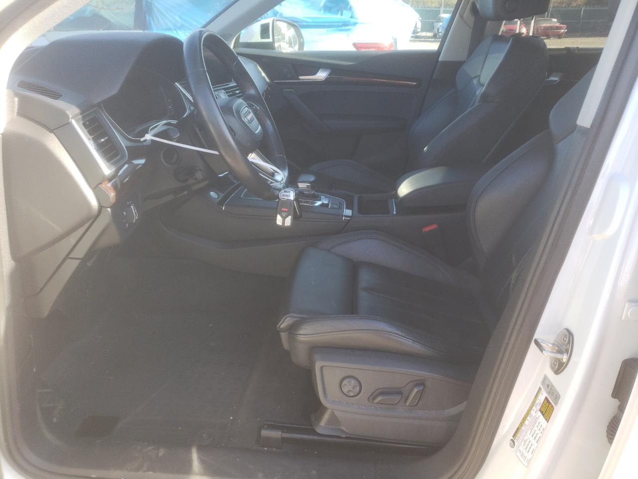 2019 Audi Q5 VIN WA1BNAFY0K2068247 Copart auction photo, front end / minor dent/scratches damage thumbnail 7