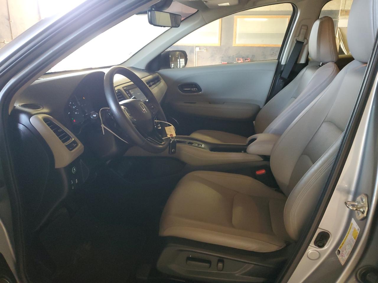 2019 Honda HR-V VIN 3CZRU6H91KM702534 Copart auction photo, front end / minor dent/scratches damage thumbnail 7
