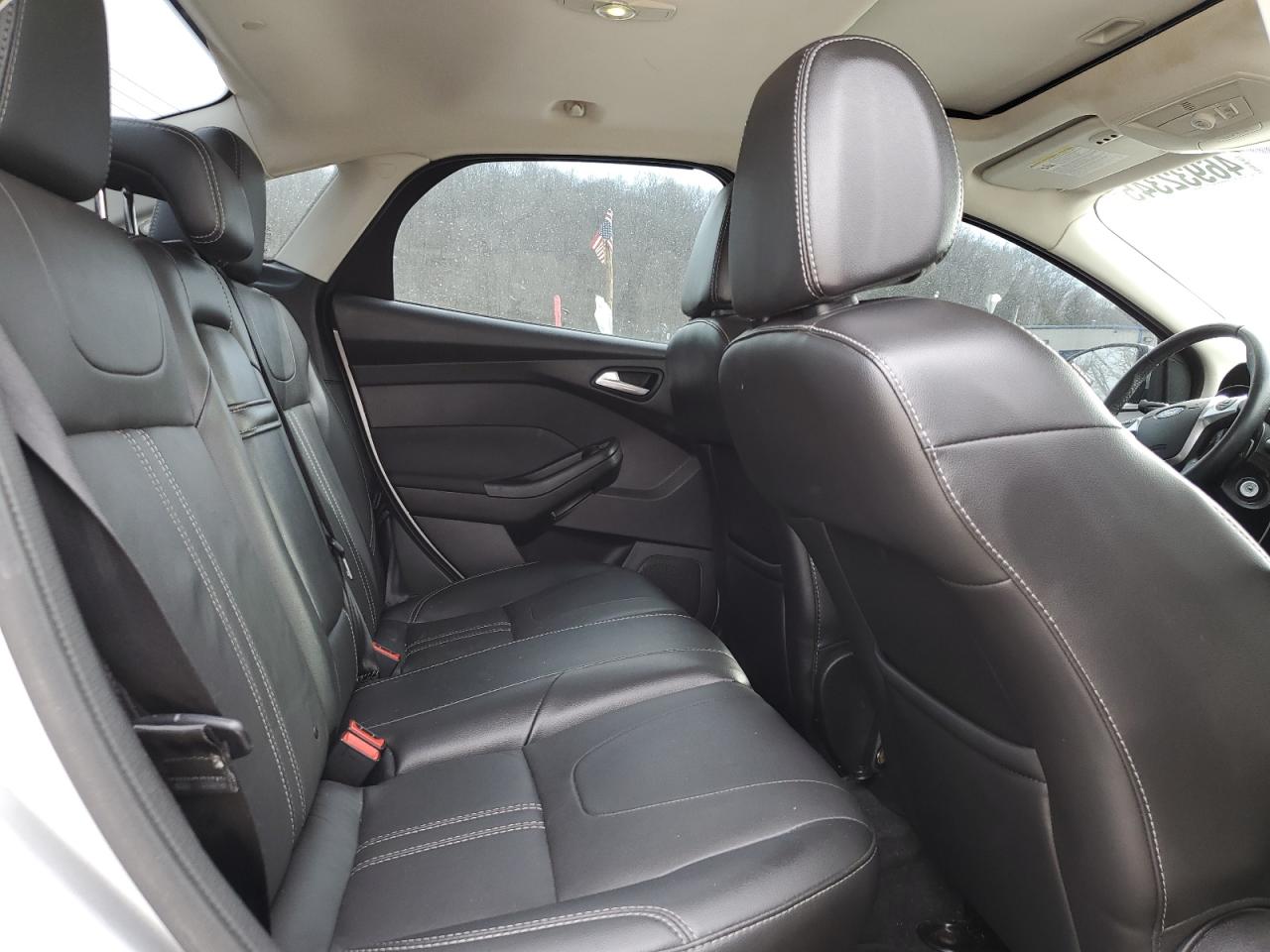 2012 Ford Focus VIN 1FAHP3H22CL469038 Copart auction photo, rear end damage thumbnail 10