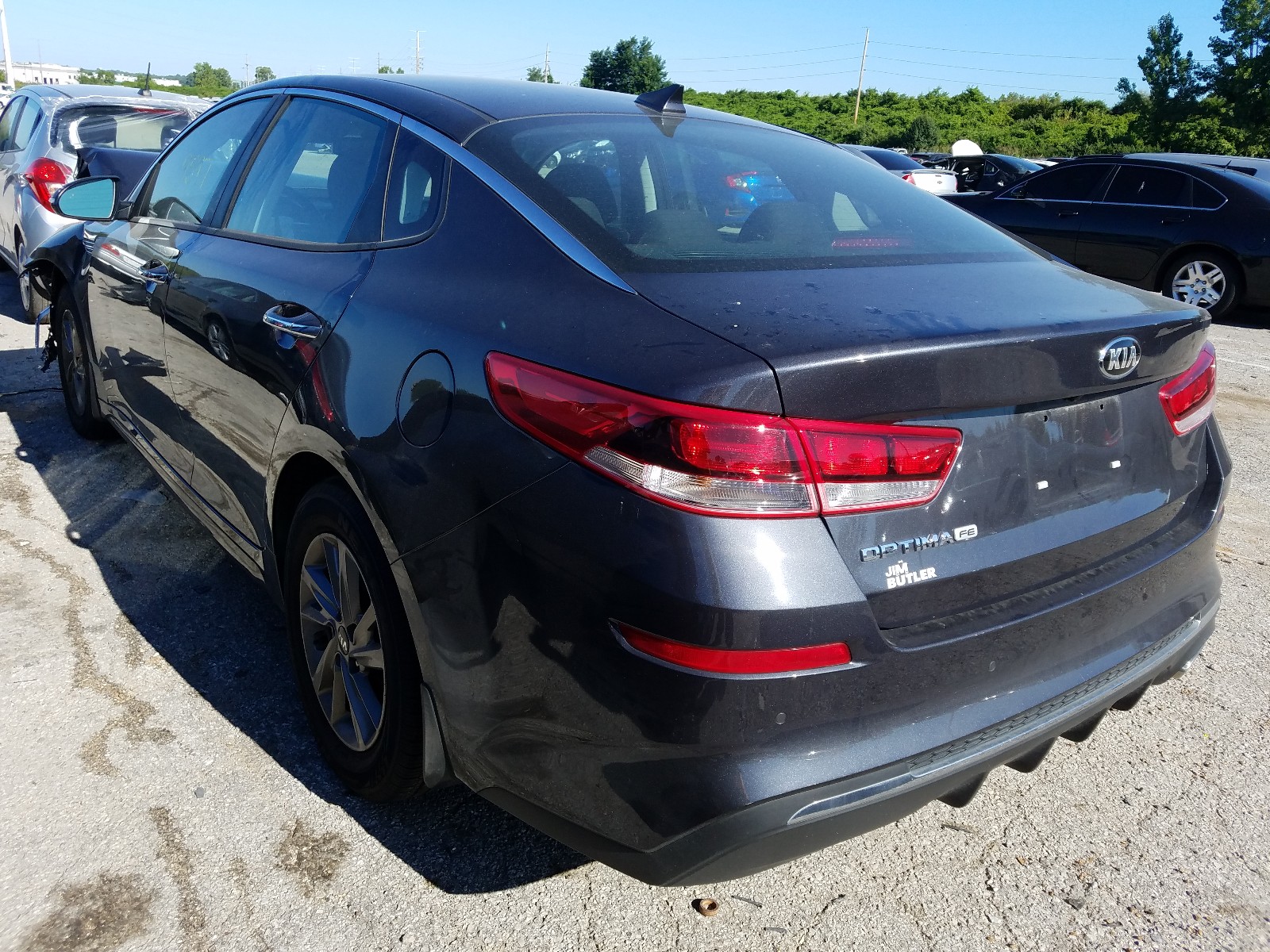 2019 KIA Optima VIN 5XXGT4L3XKG310631 Copart auction photo, front end damage thumbnail 3