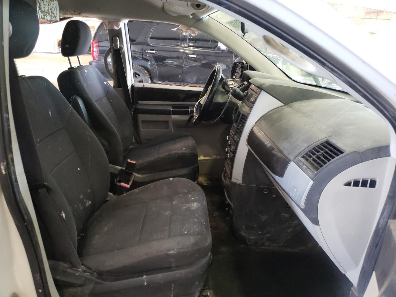 2010 Dodge Caravan VIN 2D4RN5D1XAR210544 Copart auction photo, side / front end damage thumbnail 7