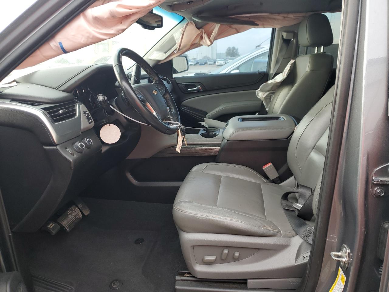 2019 Chevrolet Suburban VIN 1GNSKHKC0KR200438 Copart auction photo, side / front end damage thumbnail 7