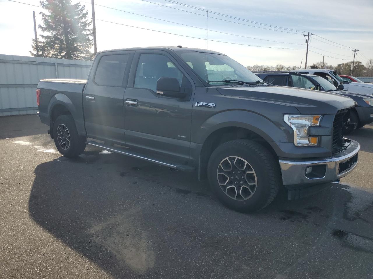 2017 Ford F-150 VIN 1FTEW1EG9HKD67740 Copart auction photo, front end damage thumbnail 4
