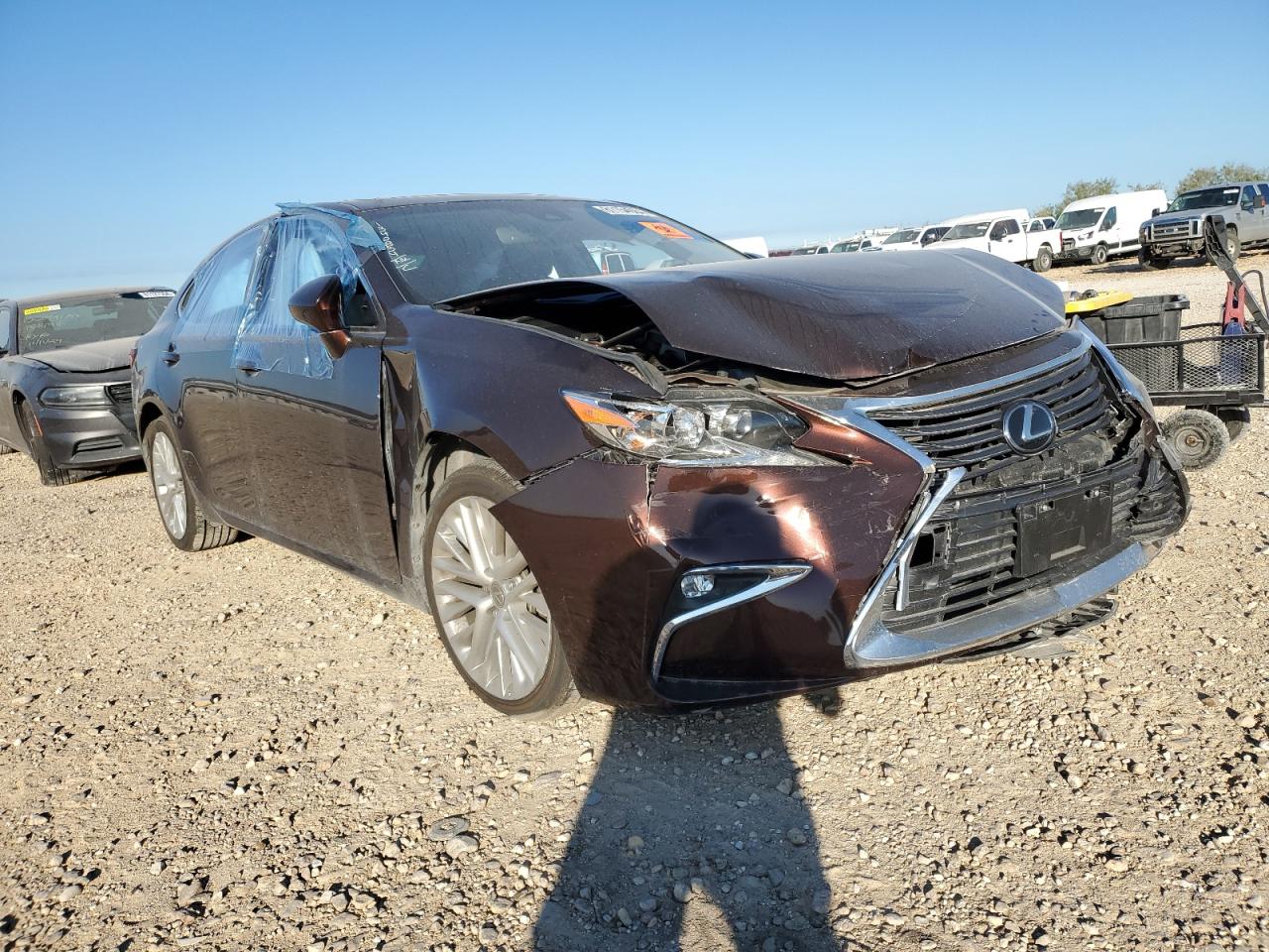 2016 Lexus ES VIN JTHBK1GG9G2216972 Copart auction photo, front end damage thumbnail 4