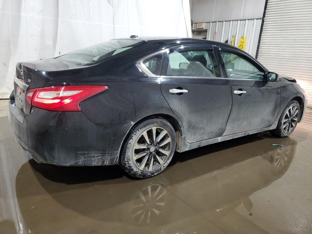 2017 Nissan Altima VIN 1N4AL3APXHC292541 Copart auction photo, front end damage thumbnail 3