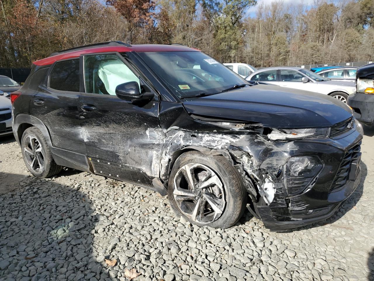 2021 Chevrolet TrailBlazer VIN KL79MTSL7MB006535 Copart auction photo, front end / side damage thumbnail 4