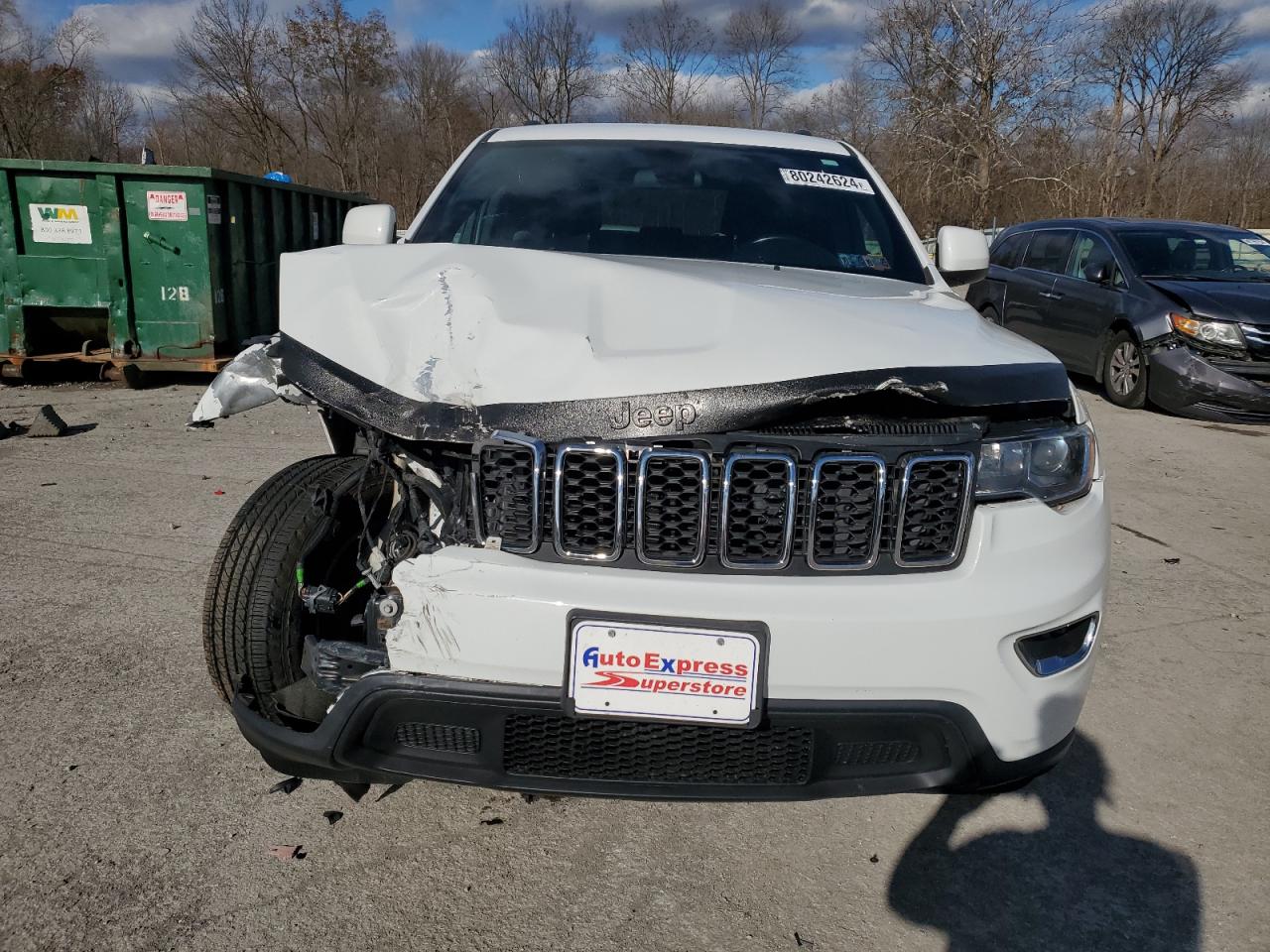 2018 Jeep Grand Cherokee VIN 1C4RJFAG7JC334660 Copart auction photo, front end damage thumbnail 5