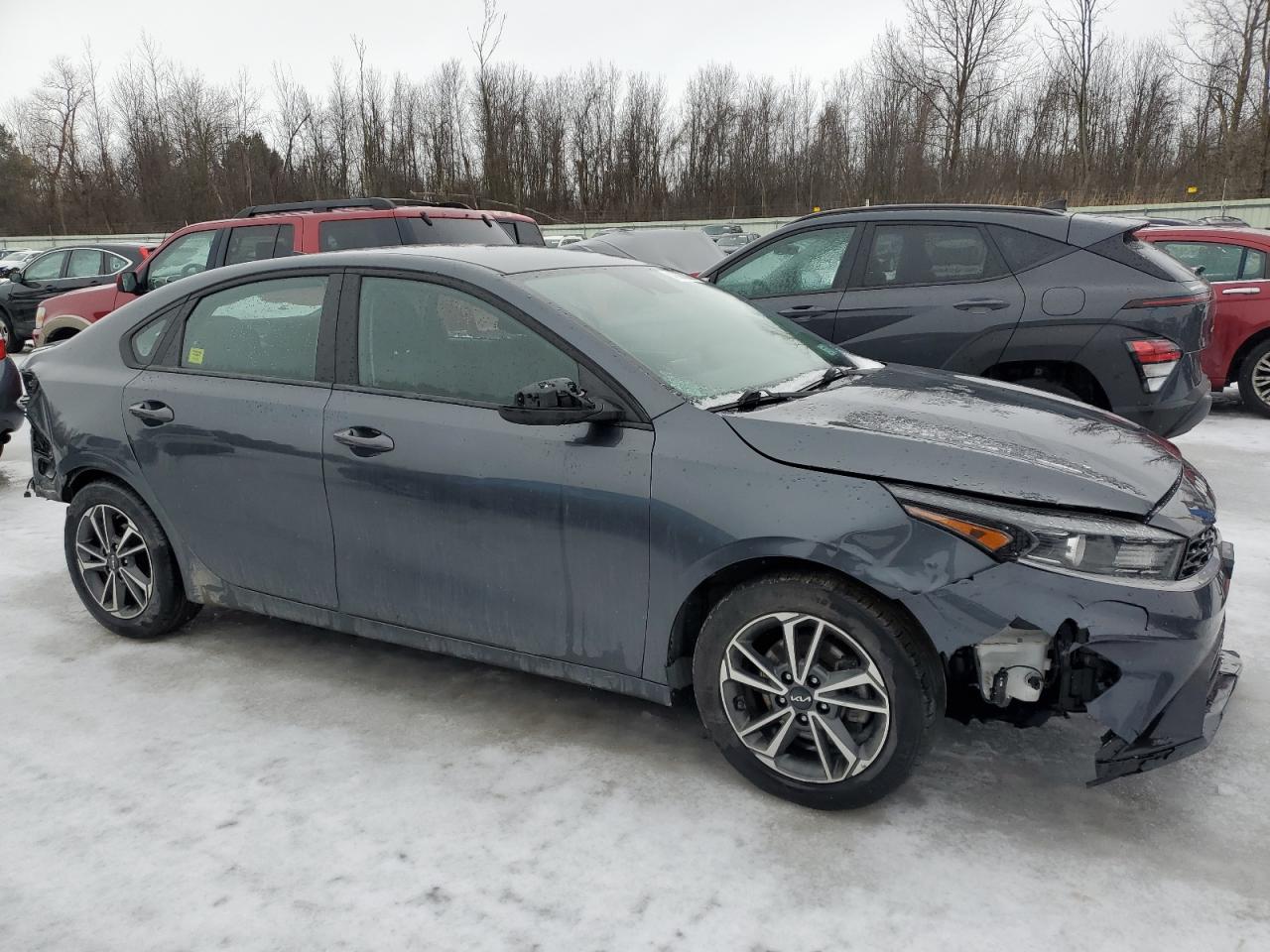 2022 KIA Forte VIN 3KPF24AD6NE424214 Copart auction photo, all over damage thumbnail 4