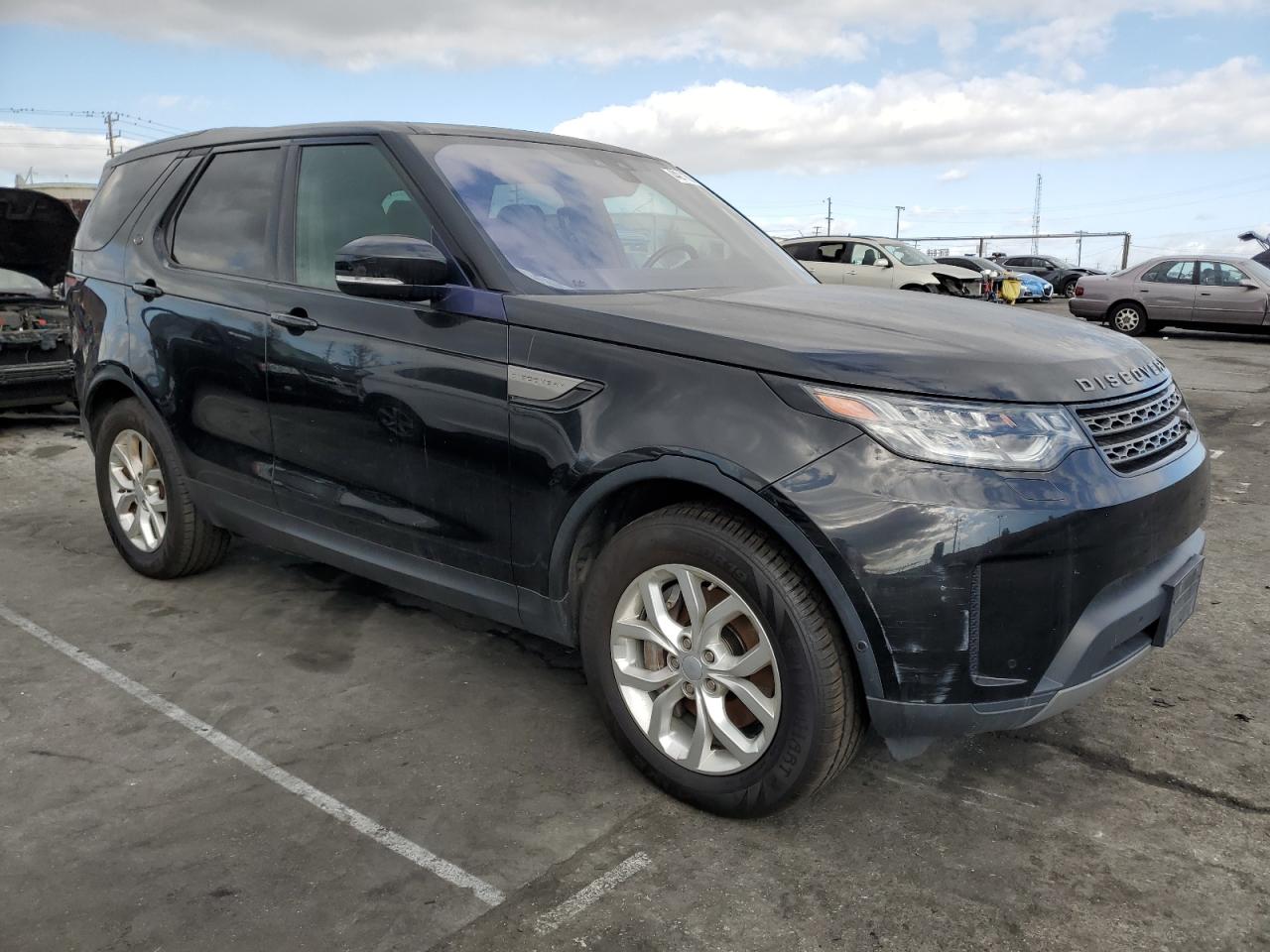 2020 Land Rover Discovery VIN SALRG2RV9L2423500 Copart auction photo, minor dent/scratches damage thumbnail 4