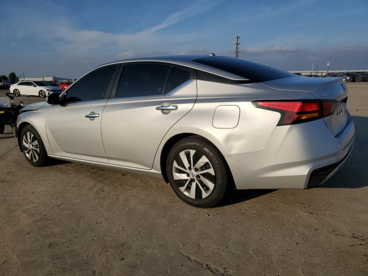 2020 Nissan Altima VIN 1N4BL4BV1LC259301 Copart auction photo, front end damage thumbnail 2