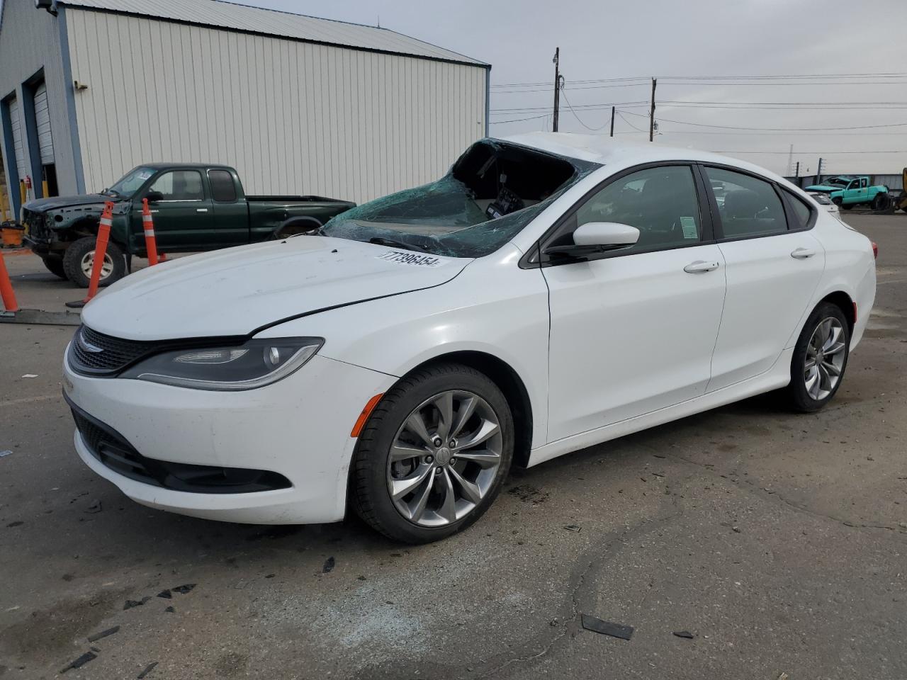 2015 Chrysler 200 VIN 1C3CCCBB2FN560798