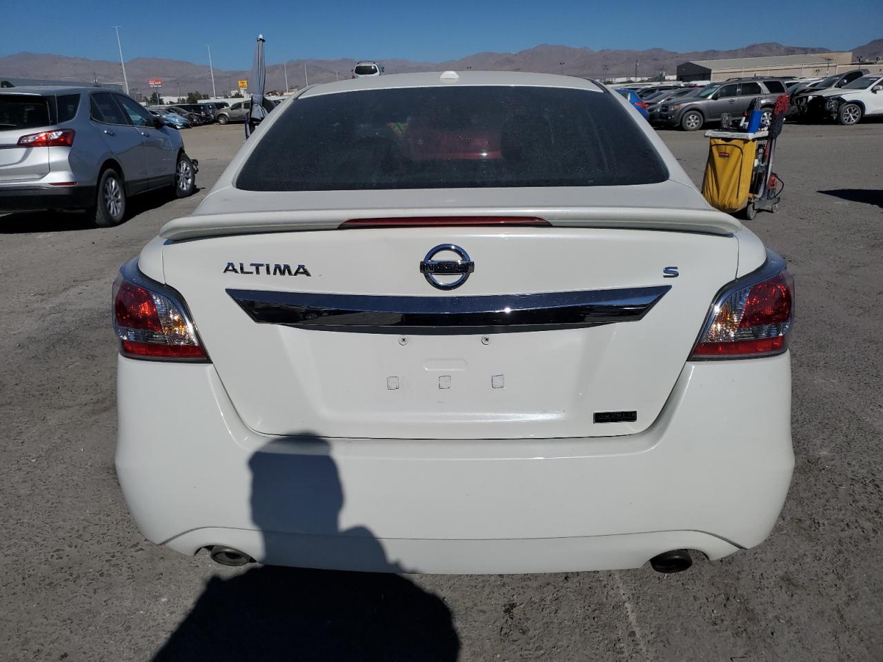 2015 Nissan Altima VIN 1N4AL3AP8FN917195 Copart auction photo, front end damage thumbnail 6