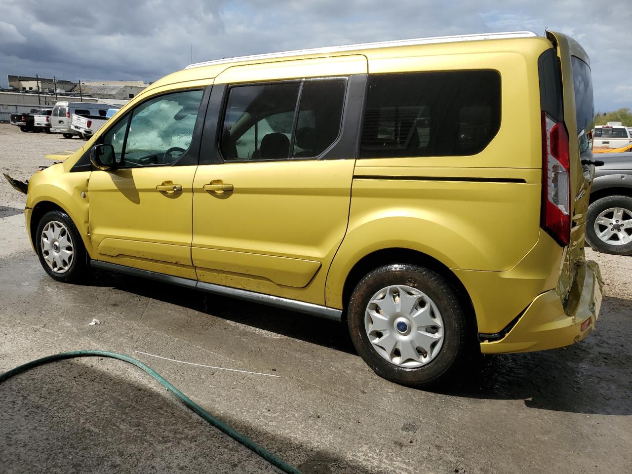 2017 Ford Transit VIN NM0GE9F71H1332394 Copart auction photo, front end / rear end damage thumbnail 2