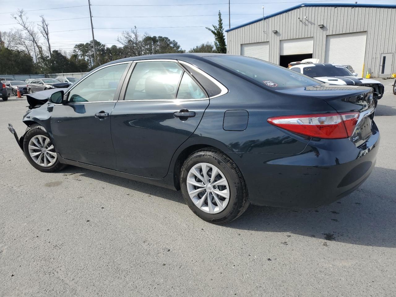 2016 Toyota Camry VIN 4T1BF1FK1GU117431 Copart auction photo, front end damage thumbnail 2