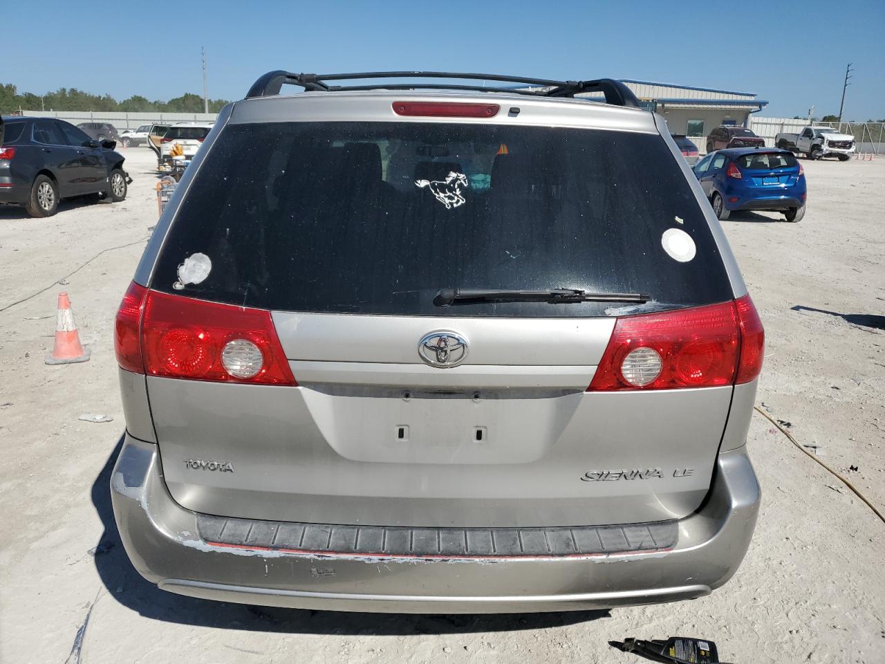 2009 Toyota Sienna VIN 5TDZK23C79S230289 Copart auction photo, front end damage thumbnail 6