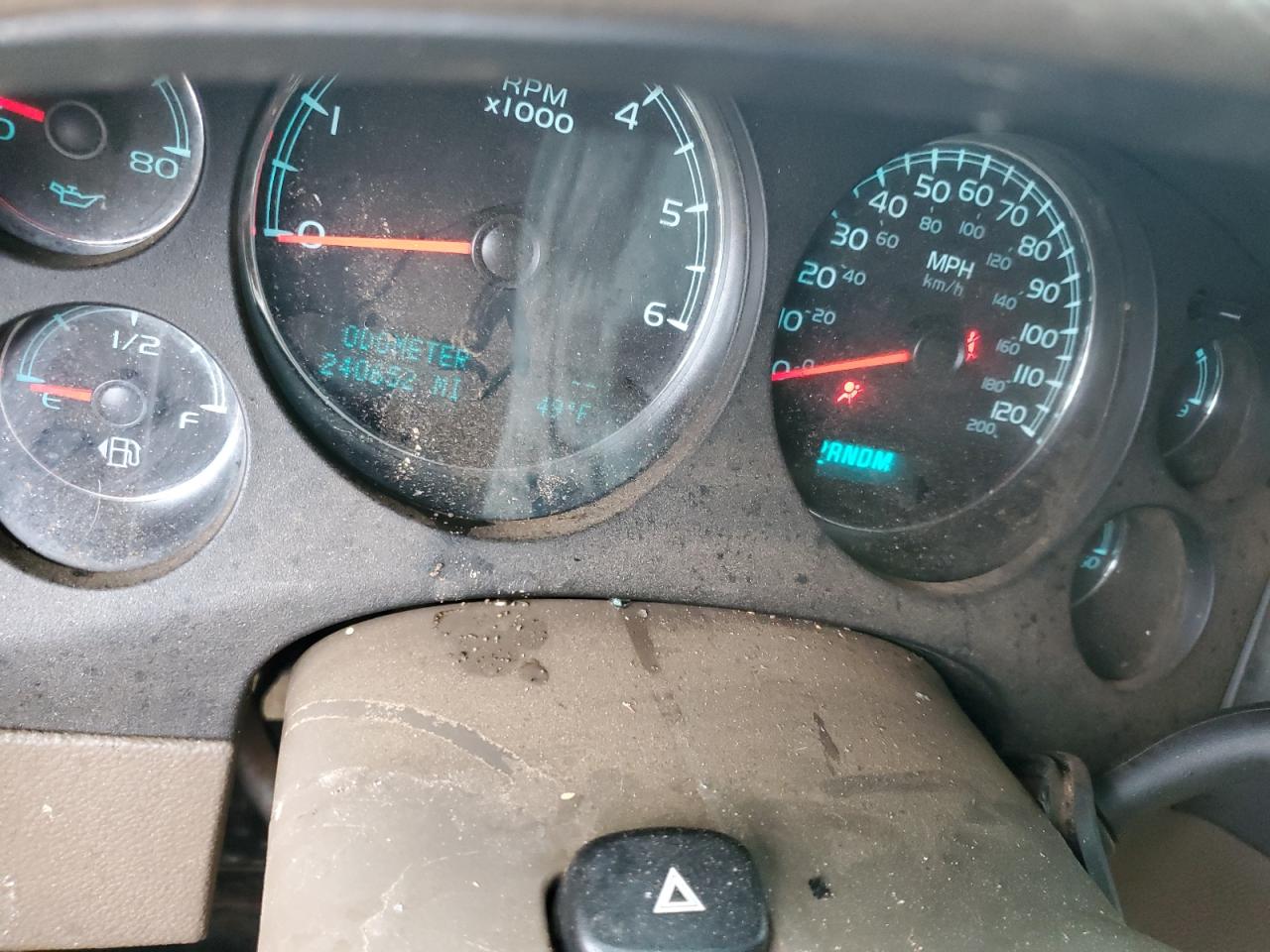 2011 Chevrolet Silverado VIN 3GCPCTE04BG236326 Copart auction photo, all over damage thumbnail 9