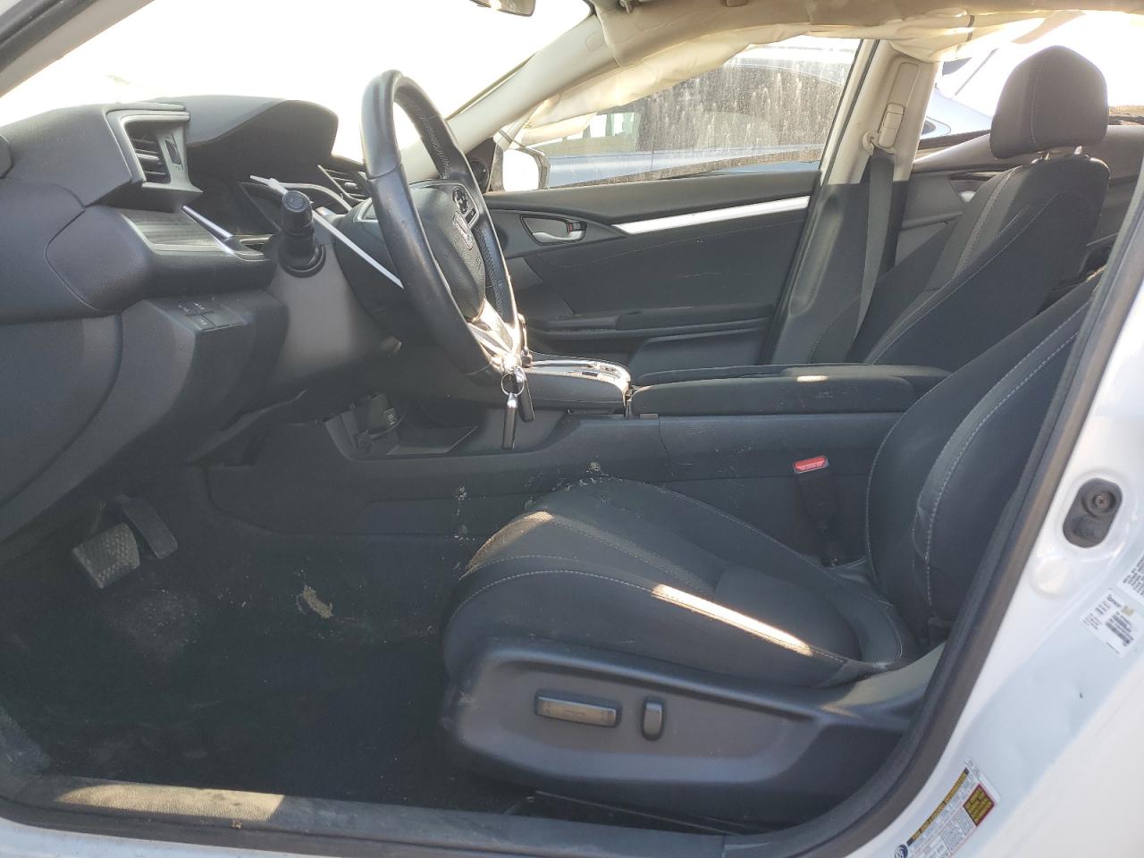 2020 Honda Civic VIN 19XFC1F3XLE000348 Copart auction photo, all over / side damage thumbnail 7