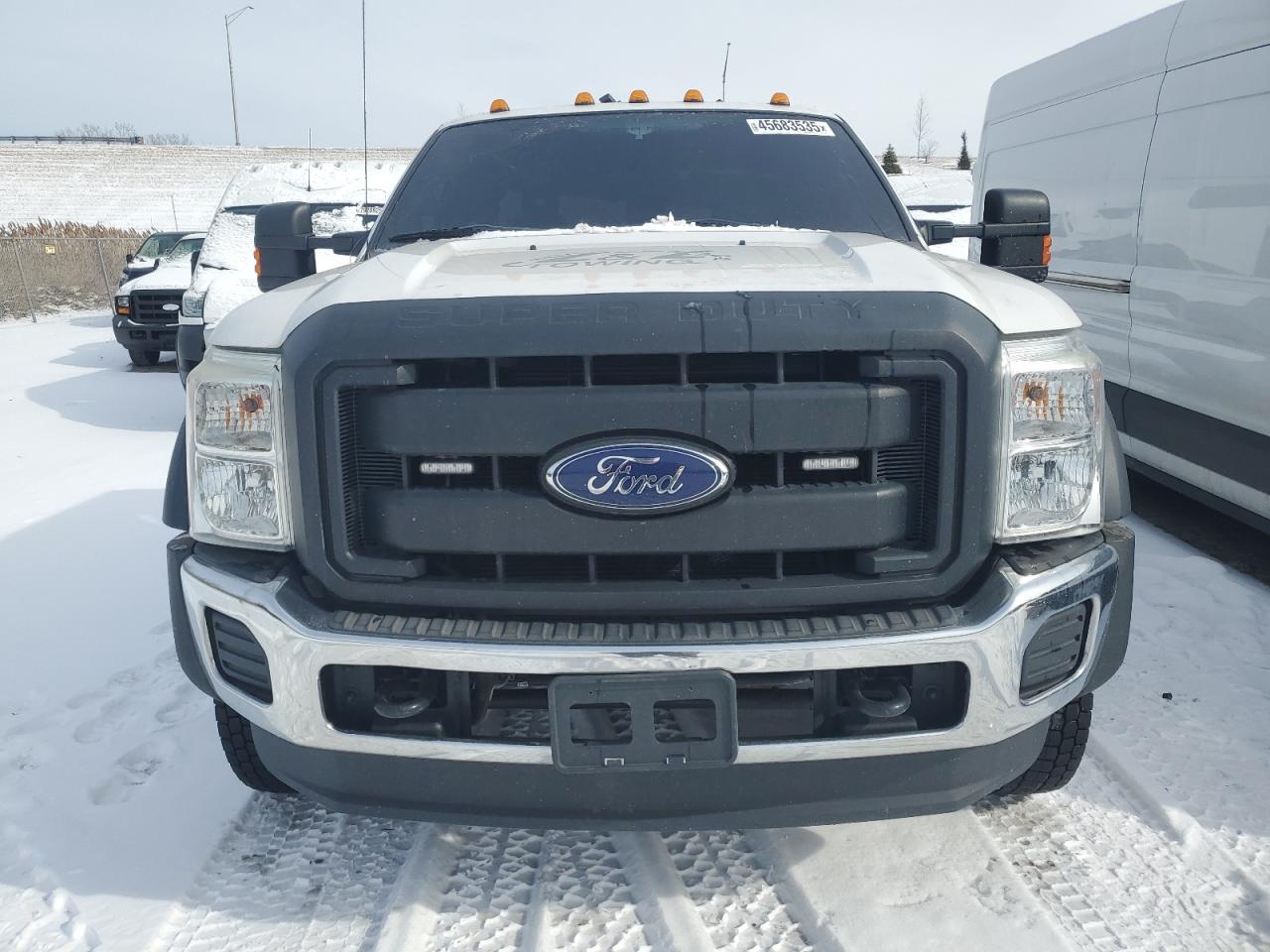 2015 Ford F450 VIN 1FD0X4HY4FED71263 Copart auction photo, minor dent/scratches damage thumbnail 5