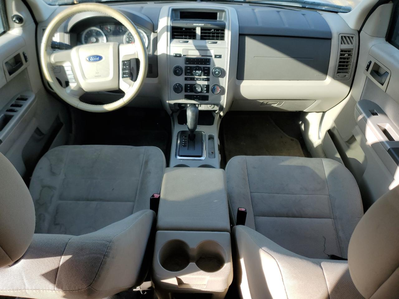2011 Ford Escape VIN 1FMCU9DG7BKB41003 Copart auction photo, minor dent/scratches damage thumbnail 8