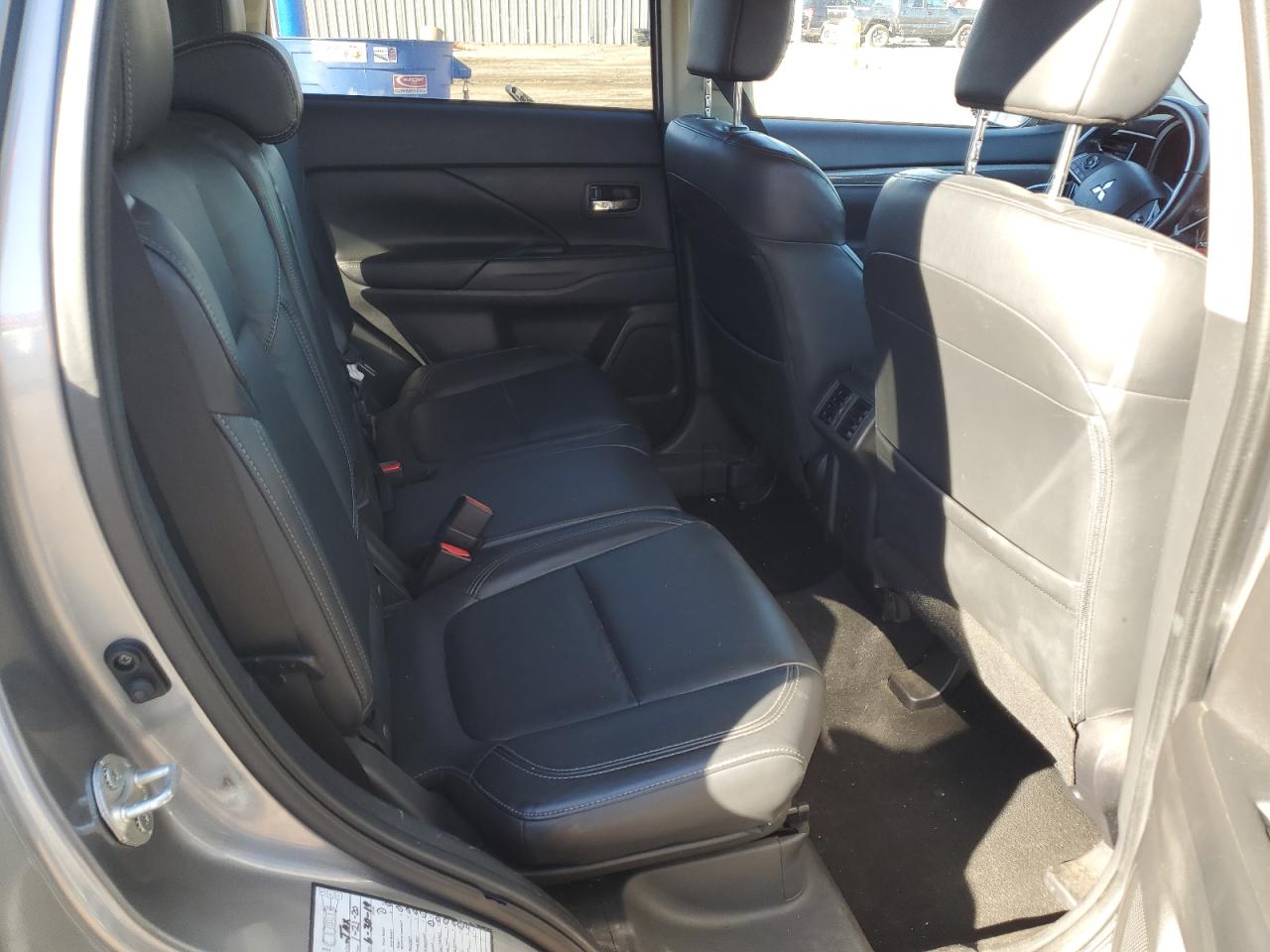 2020 Mitsubishi Outlander VIN JA4AZ3A37LZ021149 Copart auction photo, rear end damage thumbnail 12
