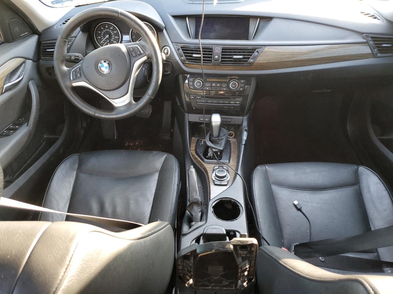 2014 BMW X1 VIN WBAVM5C50EVV92716 Copart auction photo, normal wear damage thumbnail 8