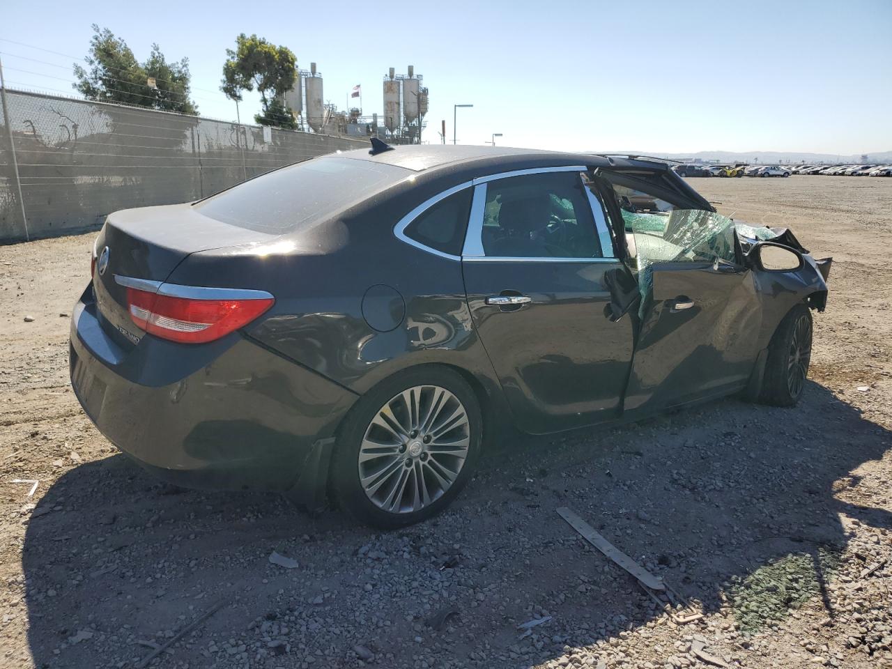 2014 Buick Verano VIN 1G4PS5SK0E4186073 Copart auction photo, all over damage thumbnail 3