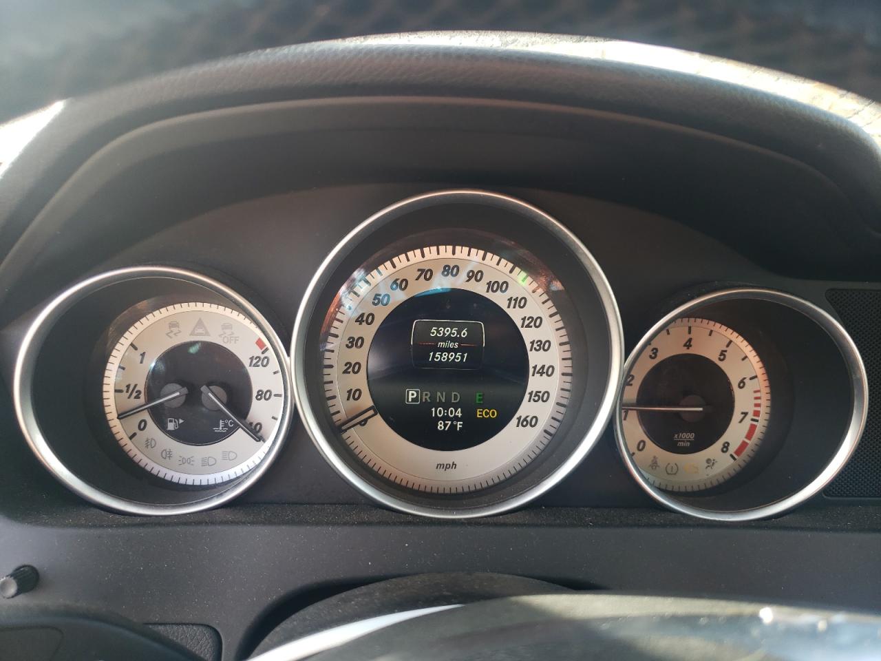 2014 Mercedes-Benz C-klasse VIN WDDGF8AB0EA956761 Copart auction photo, front end / side damage thumbnail 9