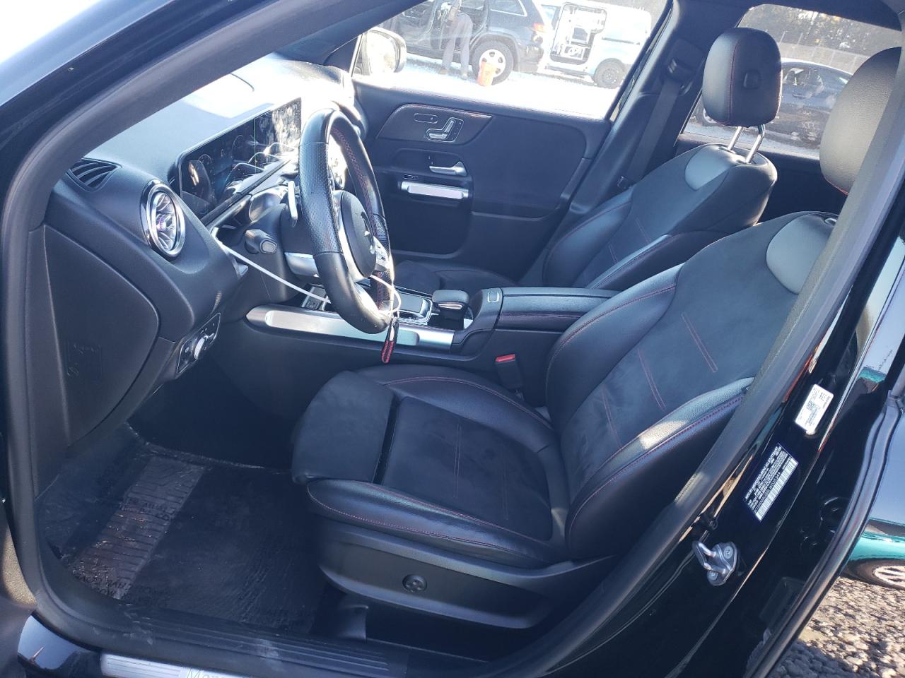 2020 Mercedes-Benz GLB VIN W1N4M4GB8LW035349 Copart auction photo, rear end / minor dent/scratches damage thumbnail 7