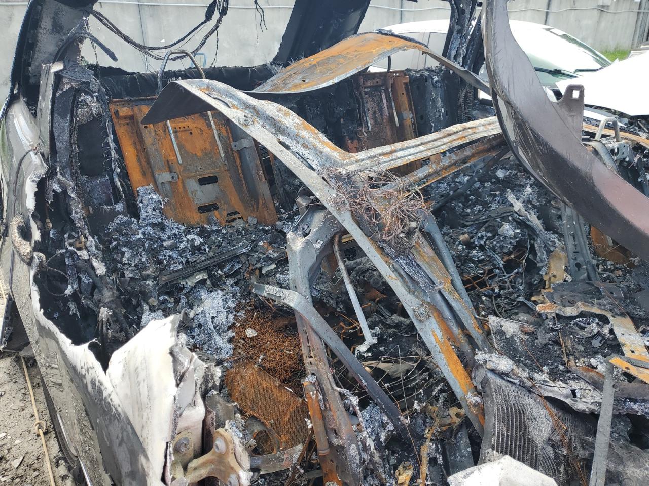 2016 Land Rover Range Rover VIN SALGR2VF7GA281790 Copart auction photo, burn damage thumbnail 10
