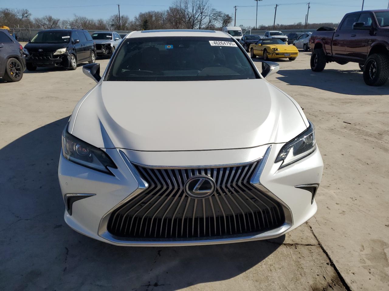 2019 Lexus ES VIN 58ABZ1B1XKU011968 Copart auction photo, rear end damage thumbnail 5