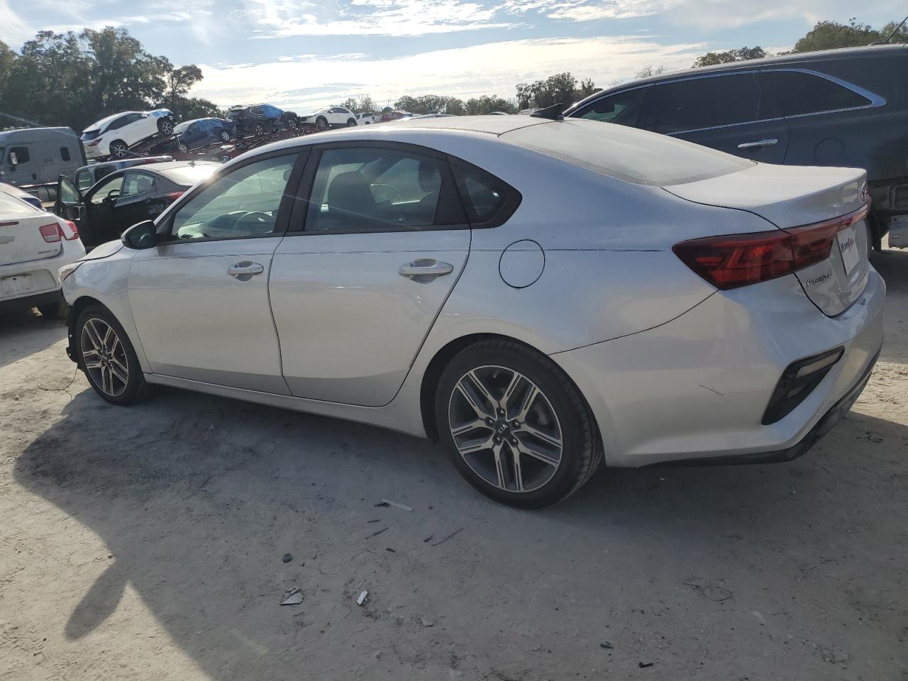 2019 KIA Forte VIN 3KPF34AD5KE127718 Copart auction photo, front end / rear end damage thumbnail 2