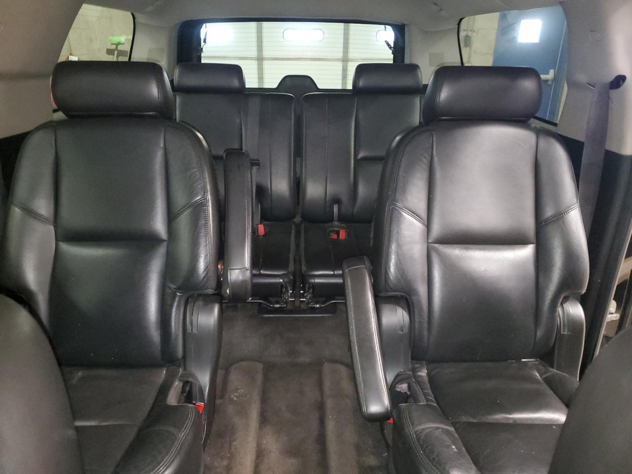 2010 Cadillac Escalade VIN 1GYUKHEF7AR221867 Copart auction photo, front end / rear end damage thumbnail 10