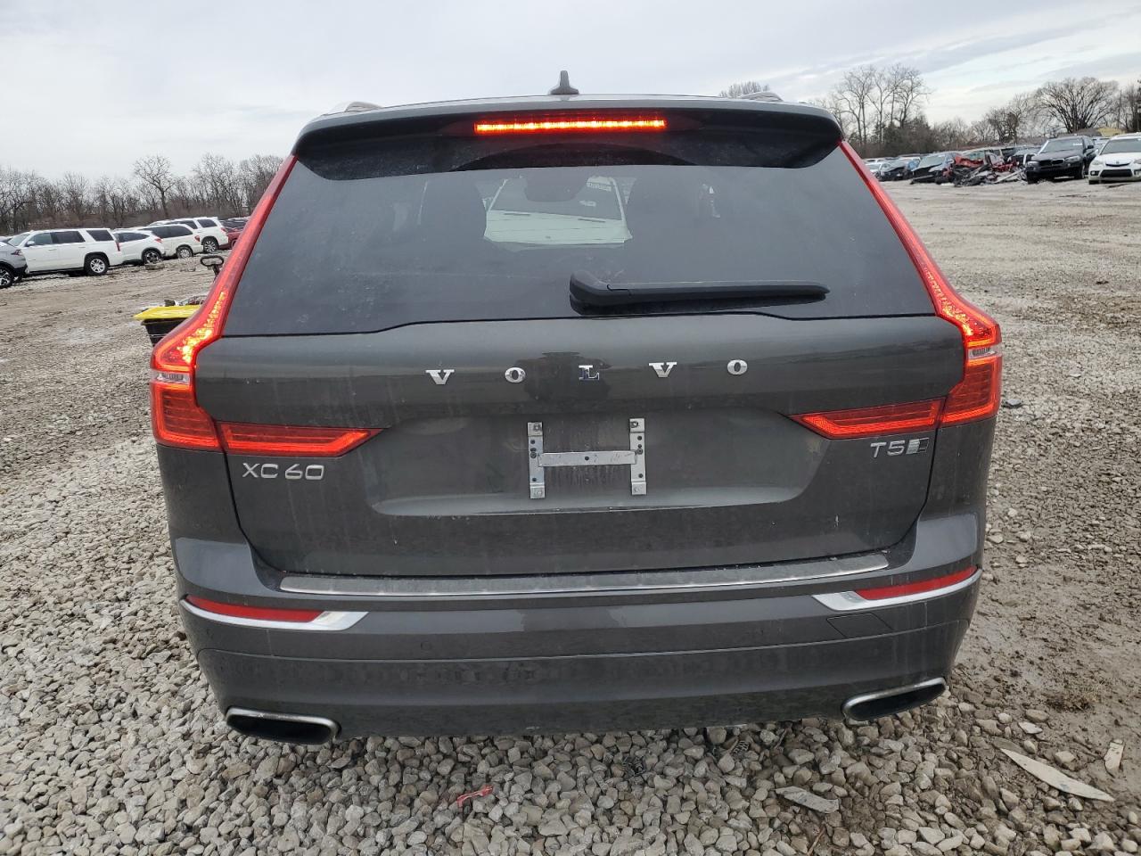 2020 Volvo XC60 VIN YV4102RL2L1428953 Copart auction photo, front end damage thumbnail 6