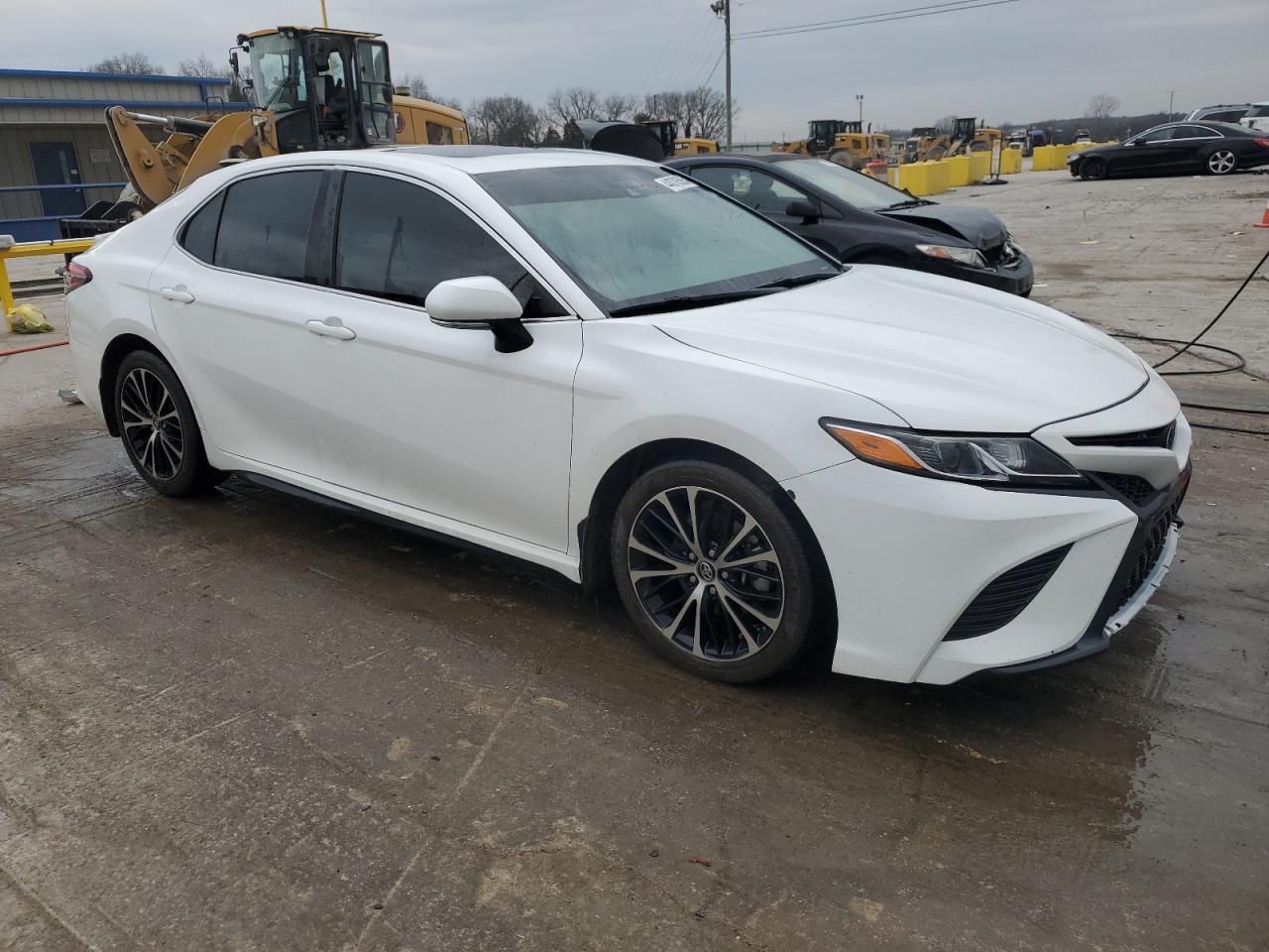 2019 Toyota Camry VIN 4T1B11HK1KU809872 Copart auction photo, front end damage thumbnail 4