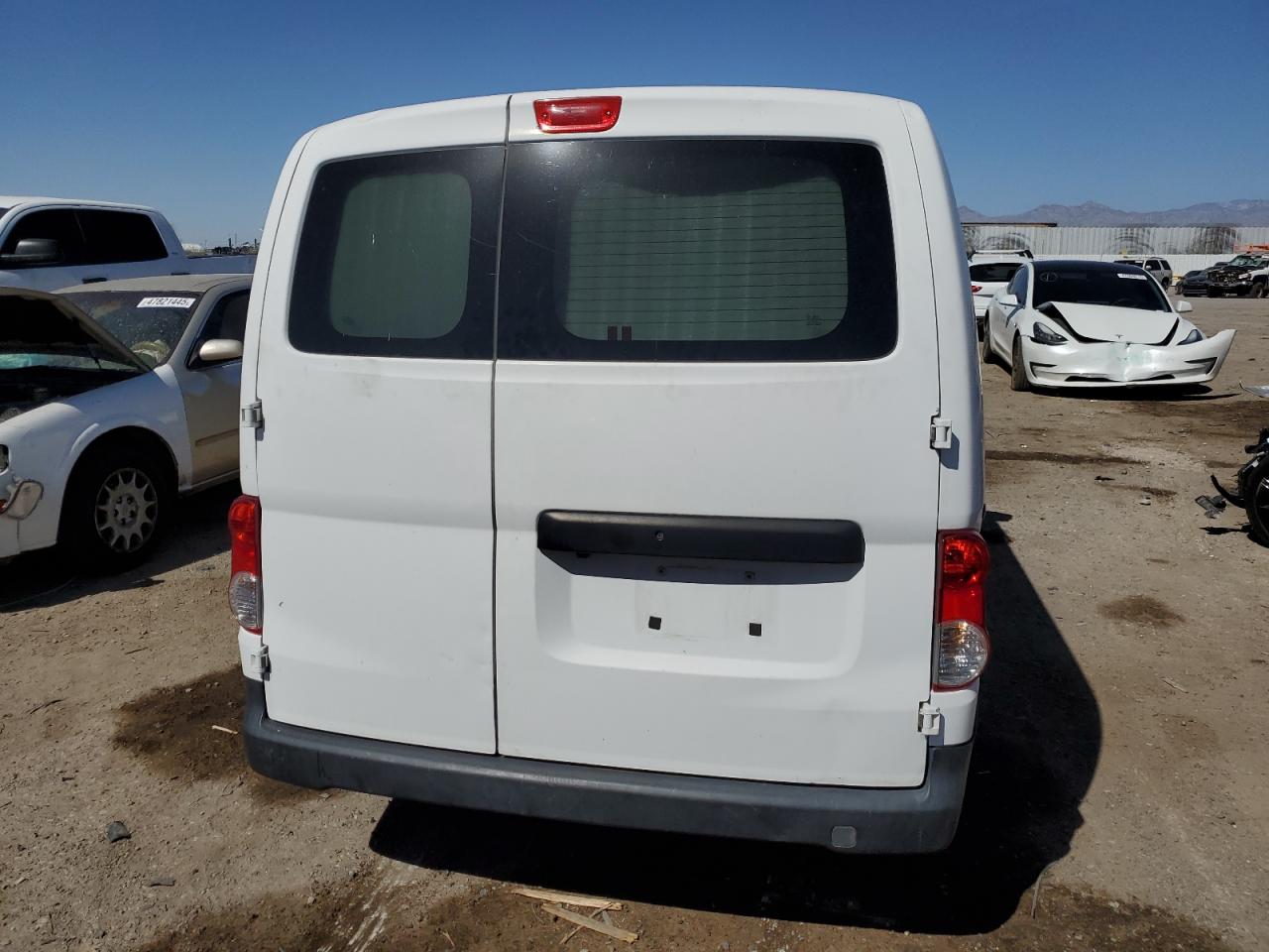 2015 Nissan NV VIN 3N6CM0KN6FK690247 Copart auction photo, hail damage thumbnail 6