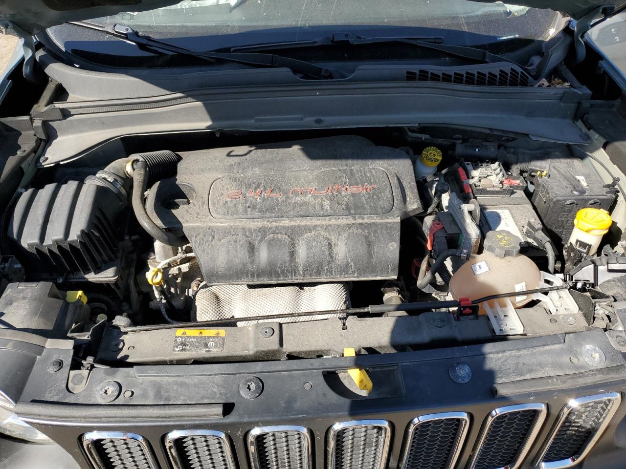 2017 Jeep Renegade VIN ZACCJBBB9HPE84907 Copart auction photo, front end / minor dent/scratches damage thumbnail 11