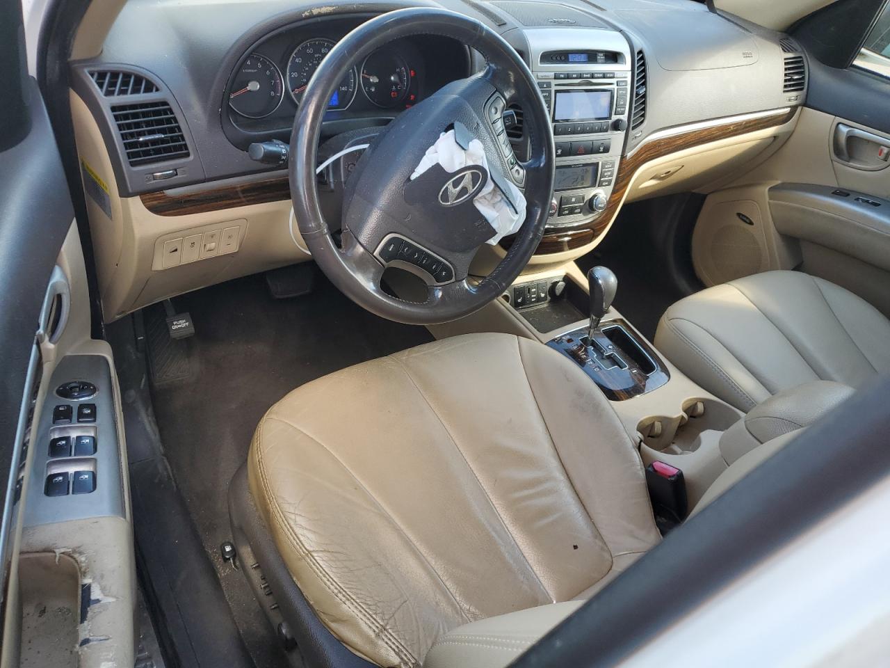 2012 Hyundai Santa Fe VIN 5XYZK3AB8CG135860 Copart auction photo, front end / mechanical damage thumbnail 8