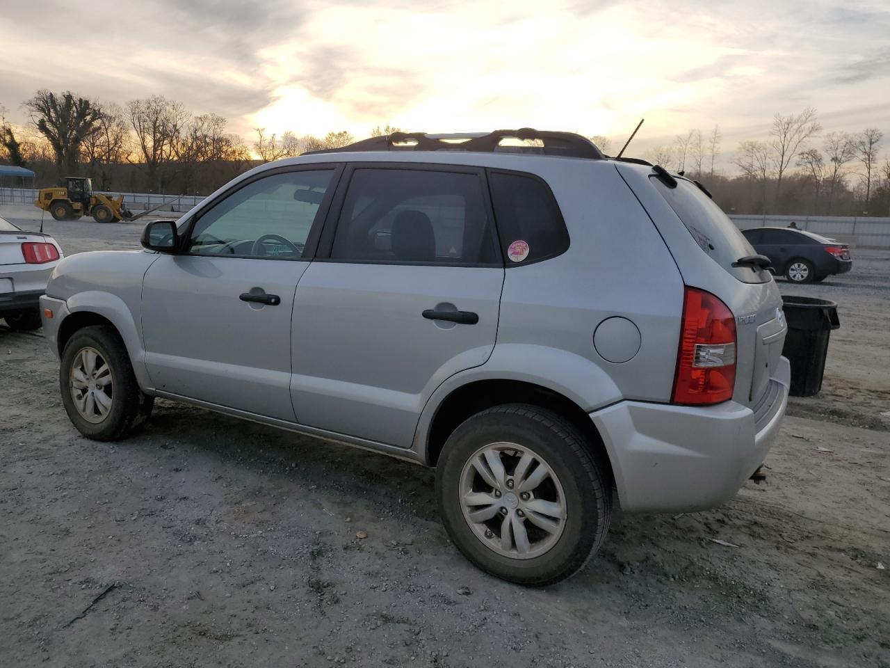 2009 Hyundai Tucson VIN KM8JM12B29U937155 Copart auction photo, rear end damage thumbnail 2