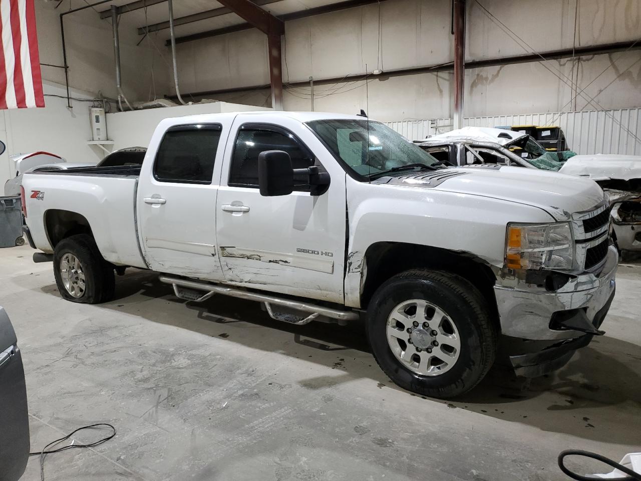 2014 Chevrolet Silverado VIN 1GC1KYE80EF180368 Copart auction photo, front end / side damage thumbnail 4