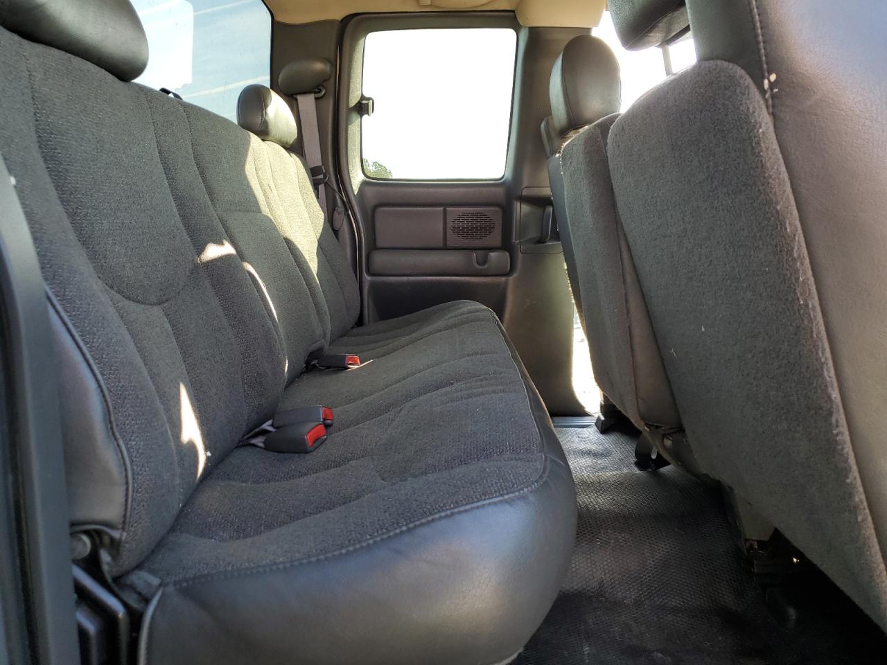 2003 Chevrolet Silverado VIN 1GCEK19V03E320186 Copart auction photo, all over damage thumbnail 10