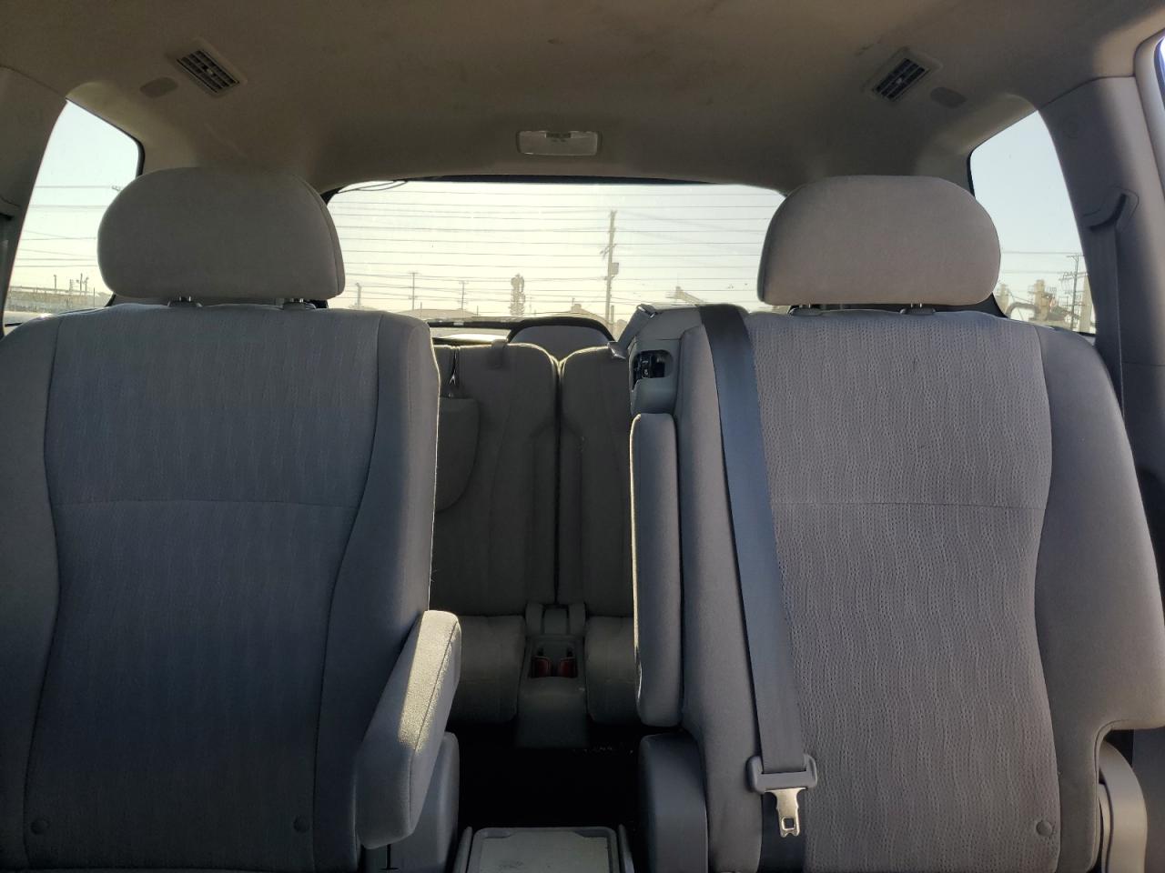 2011 Toyota Highlander VIN 5TDZA3EH8BS015110 Copart auction photo, front end damage thumbnail 10