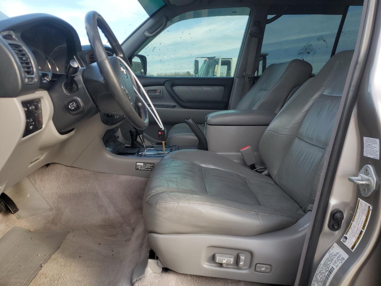 2005 Toyota Land Cruiser VIN JTEHT05J952072785 Copart auction photo, front end / minor dent/scratches damage thumbnail 7