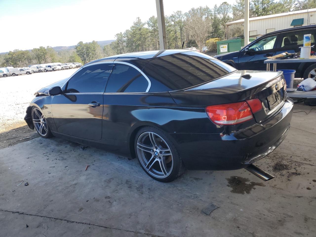 2008 BMW 3er VIN WBAWR33518P151499 Copart auction photo, front end damage thumbnail 2