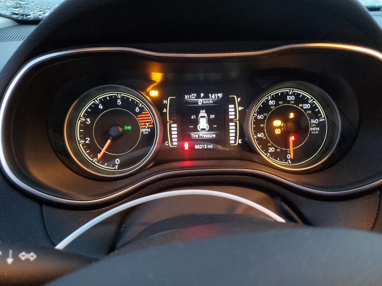 2019 Jeep Grand Cherokee VIN 1C4PJLCB3KD264528 Copart auction photo, side damage thumbnail 9